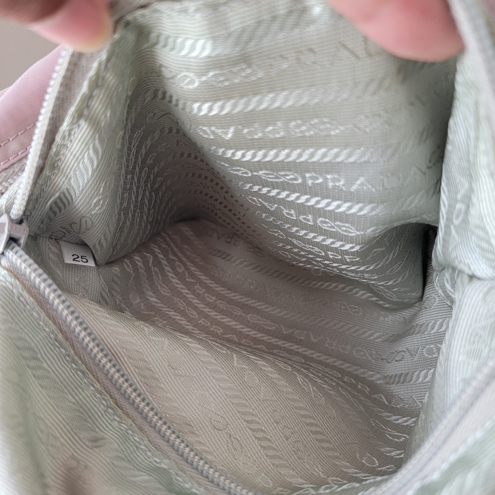 SALE🎉 Authentic Pink Prada crossbody Bag with Authencity Card - Picture 14 of 16